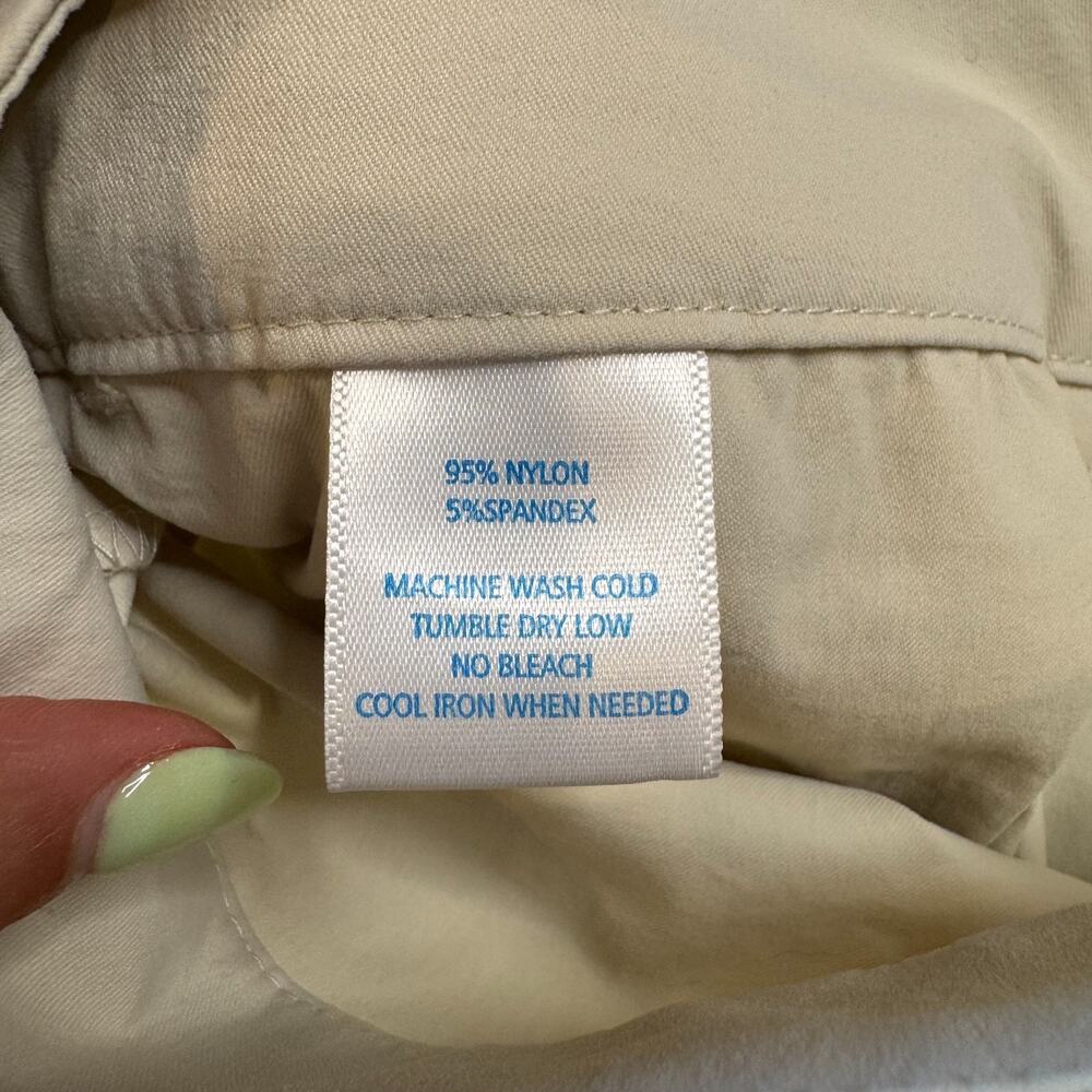 Southern Tide Women's Chino Performance Short 4" Inseam Khaki Beige Womens 4 - Picture 7 of 7